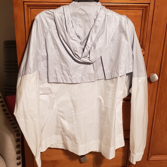 Like New Nike Windbreaker Worn 2x Size XL - Picture 2 of 7